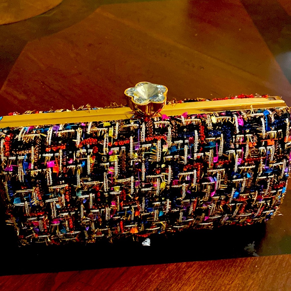 Tweed clutch puse